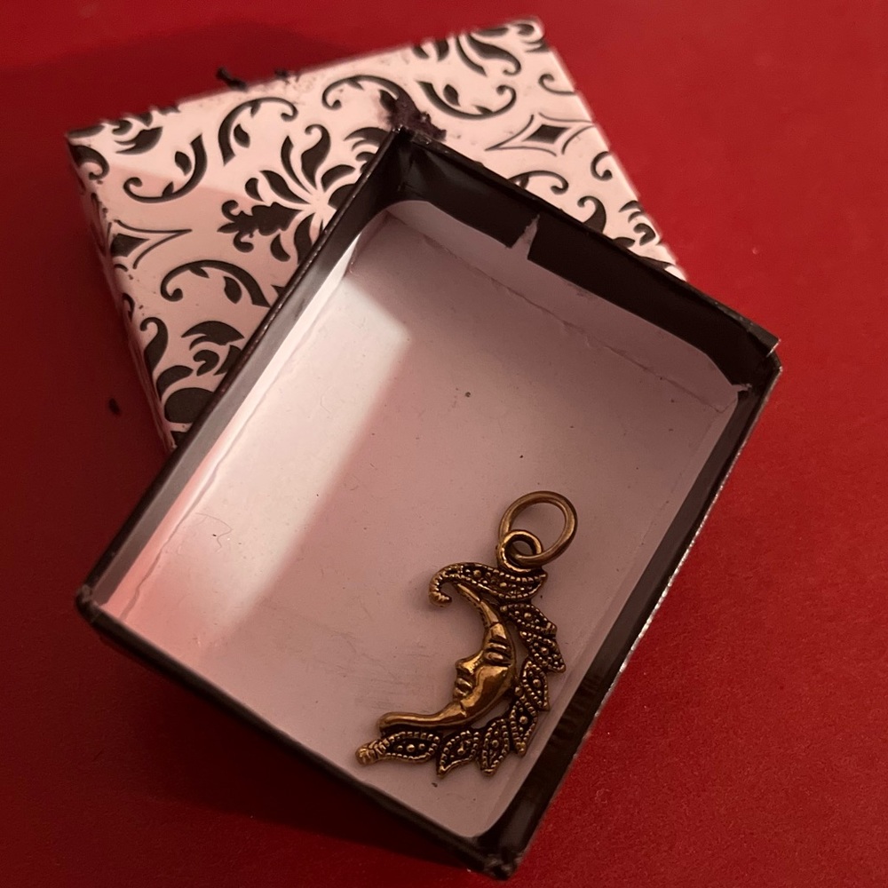 Moon spiritual bronze like pendant charm